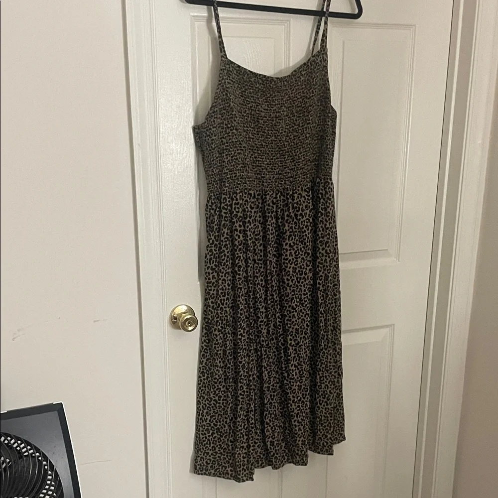 Old Navy Brown Leopard Print Midi Dress - Picture 1 of 4